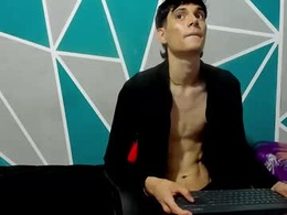 Most Recent Photo of emiliano_chakal