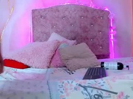 Most Recent Photo of emily_velvet_