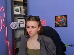 Most Recent Photo of emma_hazell