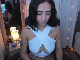 Most Recent Photo of emma_kala