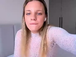 Most Recent Photo of emmalimaa