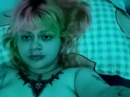 Most Recent Photo of emojigirl69