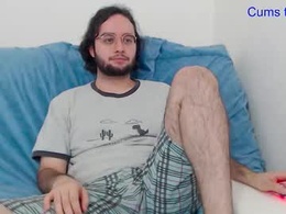 Most Recent Photo of eren_jaeger2000