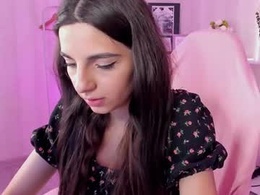Most Recent Photo of erika_noir