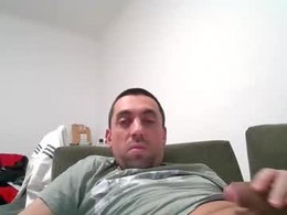 Most Recent Photo of eros8407