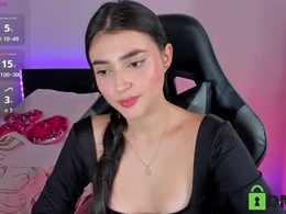 Most Recent Photo of esmeralda_le