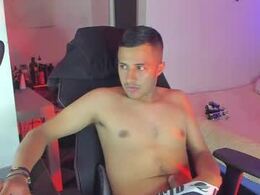 Most Recent Photo of ethan_dark