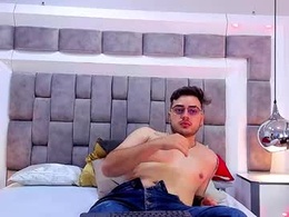 Most Recent Photo of ethan_greys