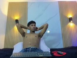 Most Recent Photo of ethan_thouse