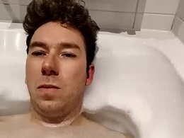 Most Recent Photo of excuteboy