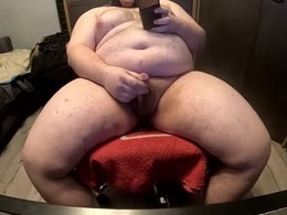 Most Recent Photo of fatchubbybearguy