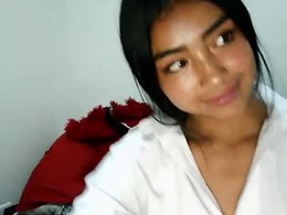 Most Recent Photo of fatima_1011