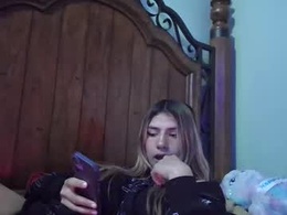 Most Recent Photo of findombratty