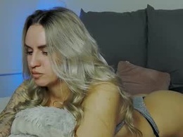 Most Recent Photo of foxy_kimmi