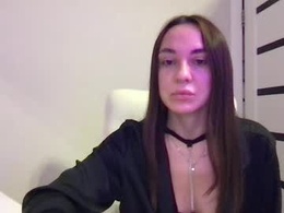 Most Recent Photo of foxyshy_x