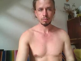 Most Recent Photo of frenchyshy_