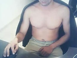 Most Recent Photo of fuckchaturbat445859