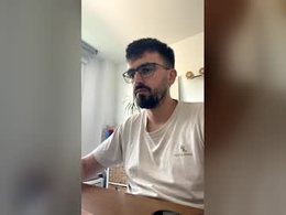 Most Recent Photo of funnyroom23