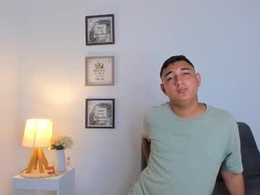 Most Recent Photo of gaael_x