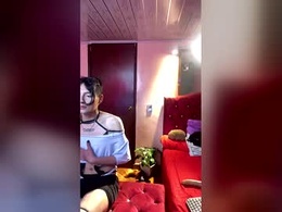 Most Recent Photo of gatita_033