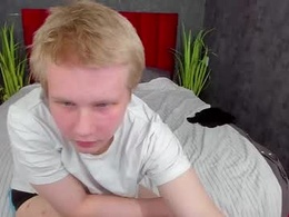 Most Recent Photo of gekz_eles