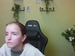Most Recent Photo of gingerfoxxy_