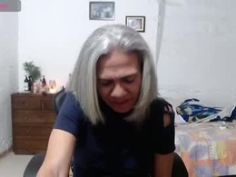 Most Recent Photo of giorgia_xue53