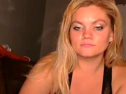 Most Recent Photo of girlnextdoo4