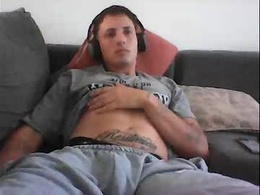 Most Recent Photo of gogoboy2302