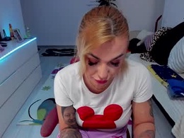 Most Recent Photo of golddivine00