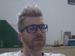 Most Recent Photo of goldengator1