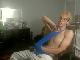 Most Recent Photo of goldenmodel21