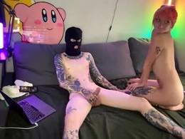 Most Recent Photo of goth_kitty_fun