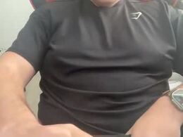 Most Recent Photo of greenboi123927328