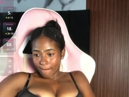 Most Recent Photo of hailey21_