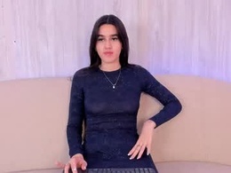 Most Recent Photo of hanna_foxi
