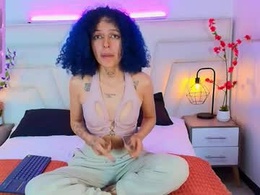 Most Recent Photo of hannahblue_