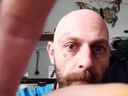 Most Recent Photo of hardnhorny198