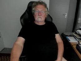 Most Recent Photo of harleyl1