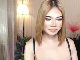Most Recent Photo of helery_hilton