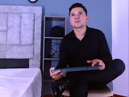 Most Recent Photo of hey_noah