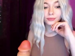 Most Recent Photo of hey_nora_