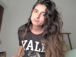 Most Recent Photo of hollyshit_
