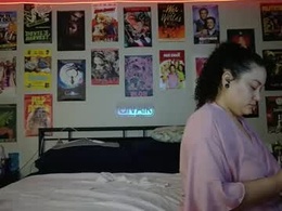Most Recent Photo of honeeyyy_pot