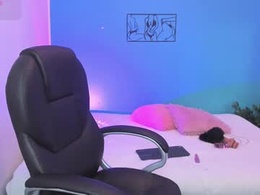 Most Recent Photo of honey__kiss