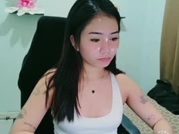 Most Recent Photo of honeyafterdark_
