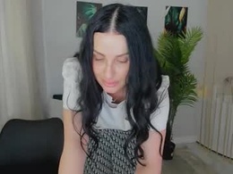 Most Recent Photo of honeyblossome