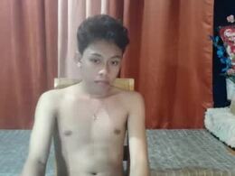 Most Recent Photo of horny_jke
