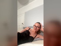 Most Recent Photo of hotblondie2005