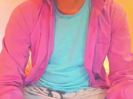 Most Recent Photo of hott_cutee_nerdd